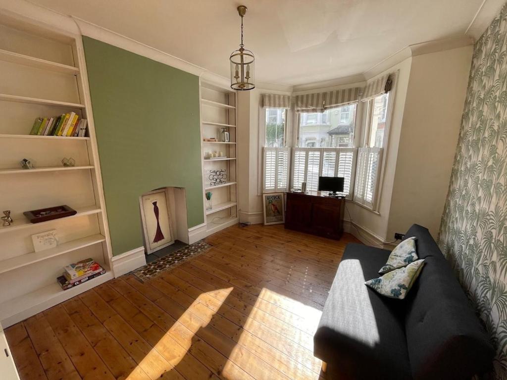 דירות לונדון Beautiful Ground Floor Garden Flat מראה חיצוני תמונה