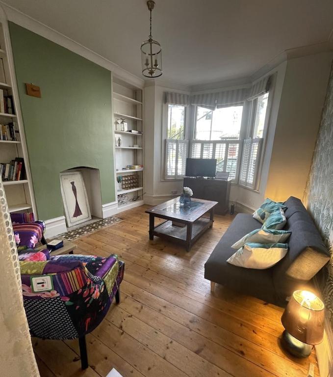 דירות לונדון Beautiful Ground Floor Garden Flat מראה חיצוני תמונה