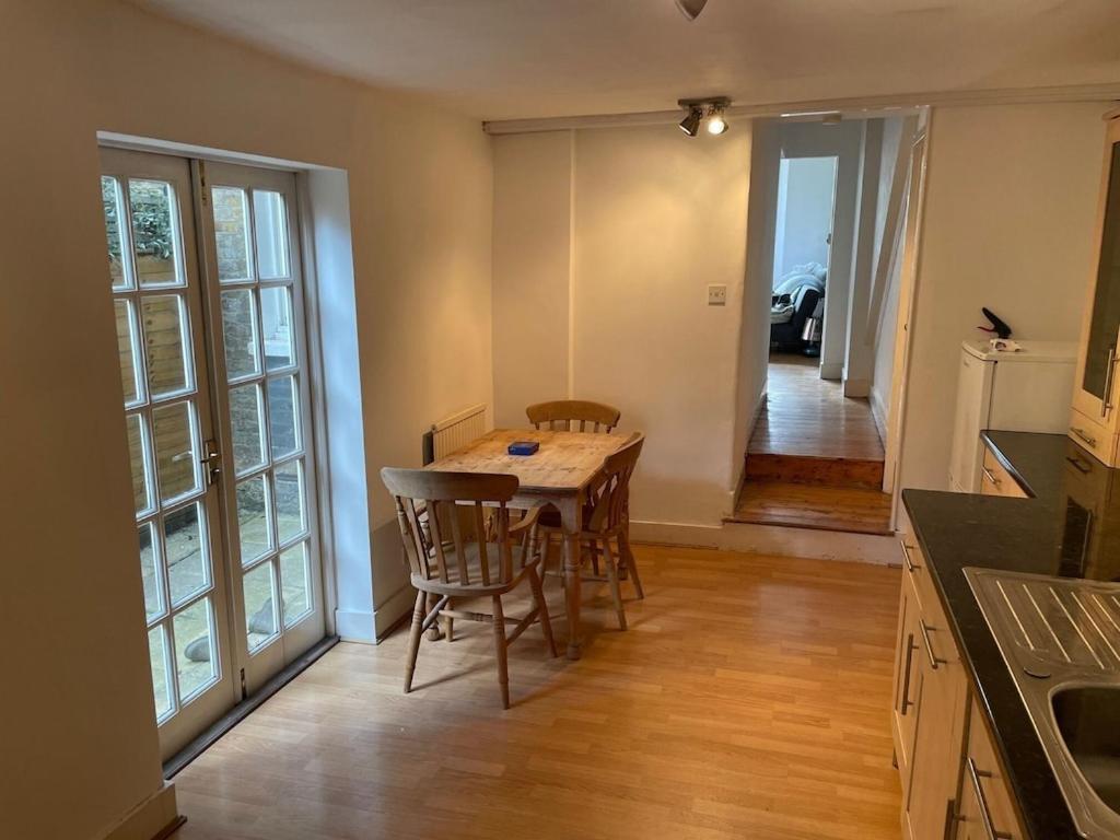 דירות לונדון Beautiful Ground Floor Garden Flat מראה חיצוני תמונה